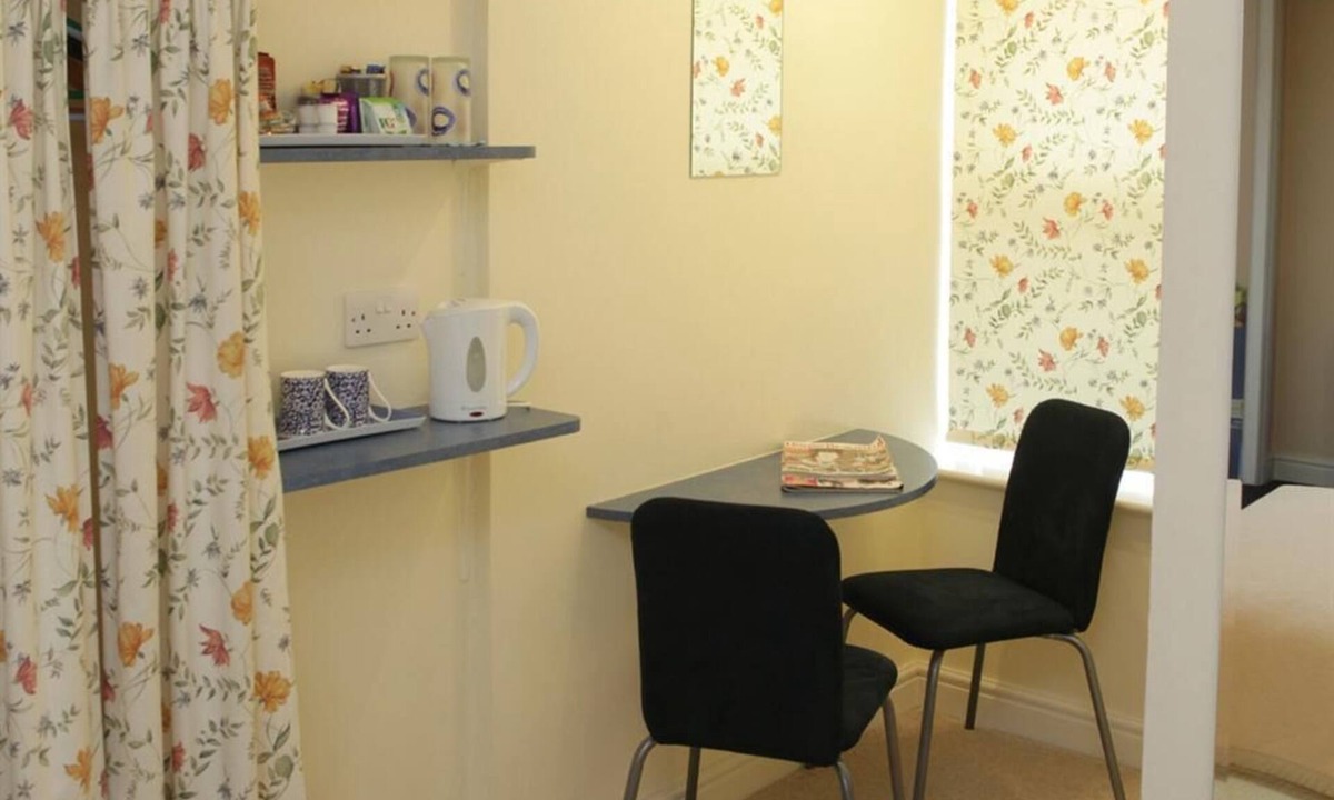 Takeley Bed & Breakfast | Twin room at Little Bullocks Farm