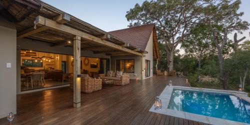 Thorny Bush Game Reserve Villa | Ukanyi Private Luxury Villa