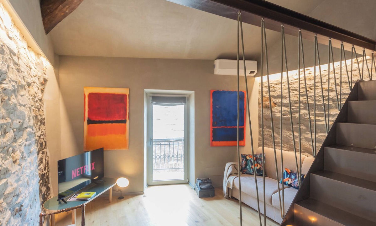 Carate Urio Apartment | Urio's Castle Suites