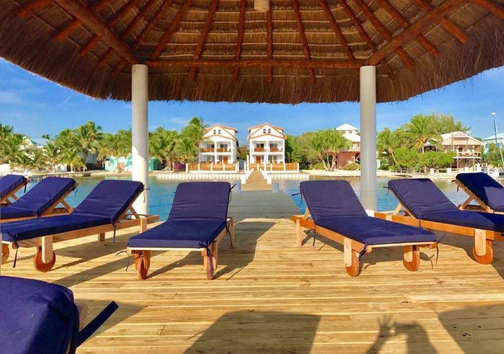 Caye Caulker House | VeLento Oceanfront Penthouse #3
