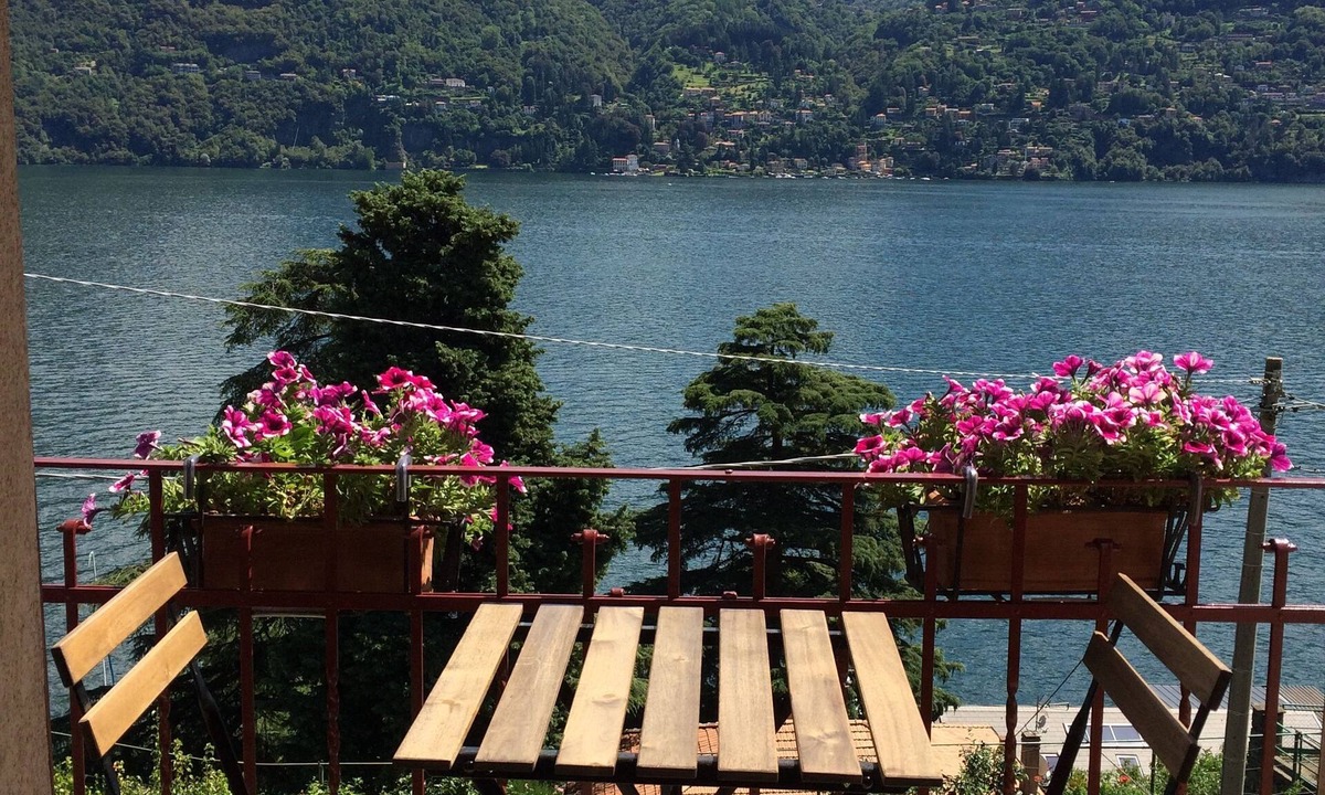 Carate Urio House | Villa Albonico