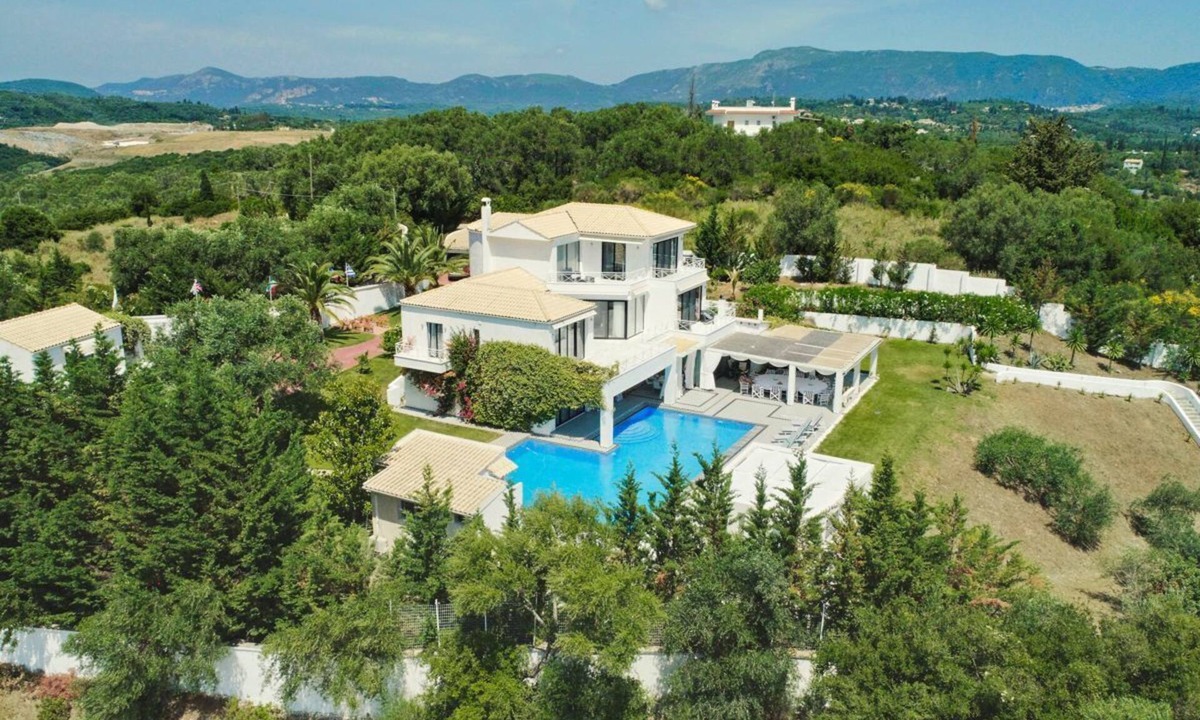 Corfu Town Villa | Villa Electra - Eight Bedroom Villa, Sleeps 23
