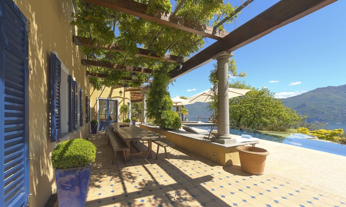 Menaggio Villa | Villa Le Camelie - Seven Bedroom Villa, Sleeps 14