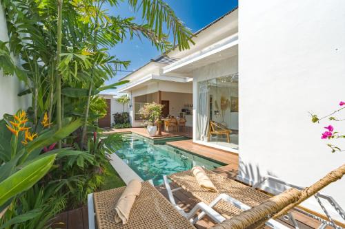Beraban Villa | Villa Lior - 1BR Luxury Hideaway near Nyanyi Beach