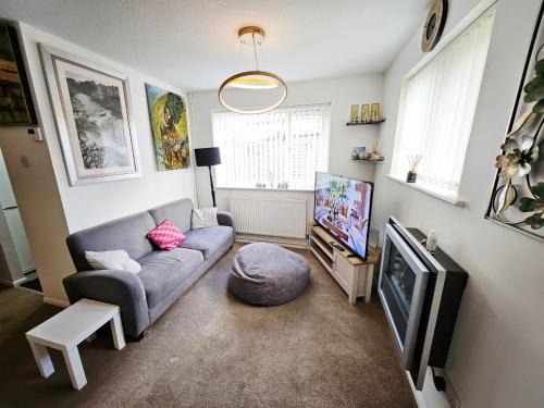 Burbage House | Willow Retreat - House in Burbage- Sleeps2- Garden