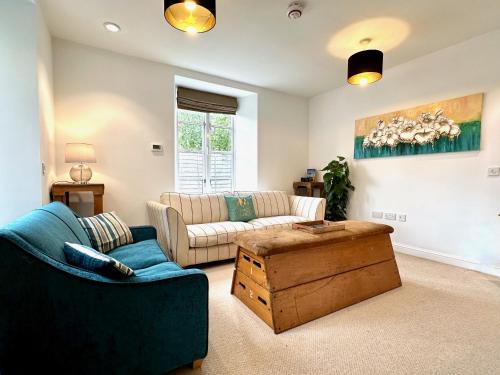 Stamford House | Wothorpe House, 4 bed, Stamford Centre by Belmont Places