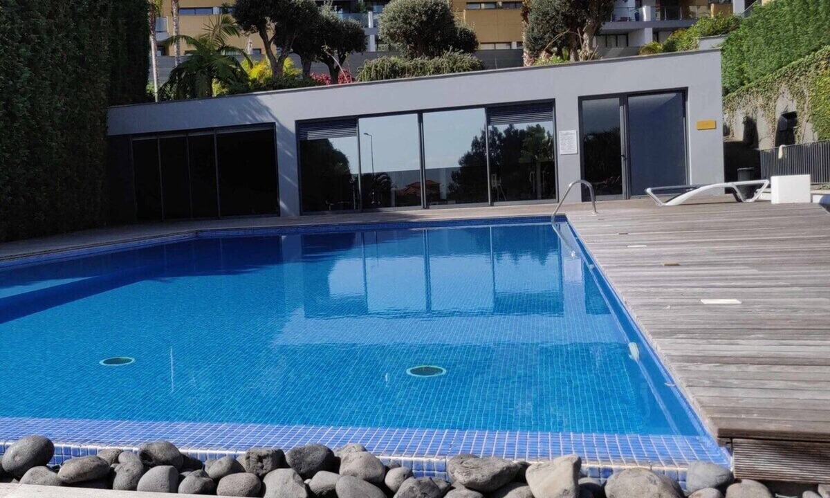 Sao Pedro Apartment | Zen Pearl-Luxury condo with pool