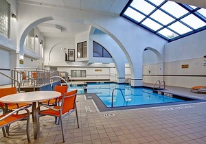 3-Star Hotel ∙ Holiday Inn Windsor - Ambassador Bridge, an IHG Hotel