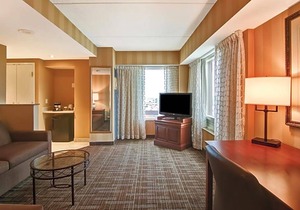 4-Star Hotel ∙ DoubleTree Fallsview Resort & Spa by Hilton - Niagara Falls