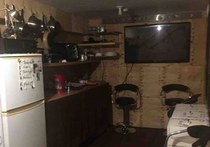 Accolade Hostel & Retreat Campground (Room 4: 4 Bunk Beds)