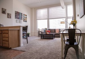 Amazing Downtown 1br Apt at the Historic Block