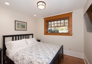 Classic Heritage - Luxury 2 Bedroom - Kitsilano - Best neighbourhood in the city