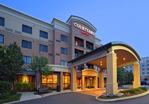 Courtyard by Marriott Mississauga-Airport Corporate Centre West