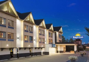 Days Inn by Wyndham Calgary Northwest Calgary