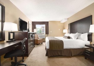 Days Inn by Wyndham Calgary Northwest Calgary