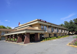 Dilworth Inn