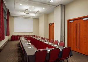 Embassy Suites by Hilton - Montreal