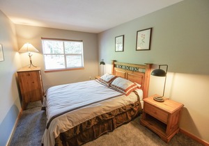 Forest Trails - Easy Ski Access, Private Garage, Free Village Shuttle