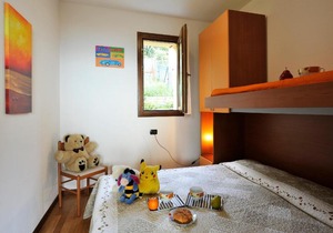 Germasino Apartment Sleeps 6 Pool WiFi T421487