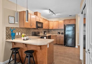 GLOBALSTAY . Modern DT Condo. Balcony. Free Parking. Gym.