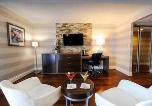 Holiday Inn Niagara Falls-By the Falls