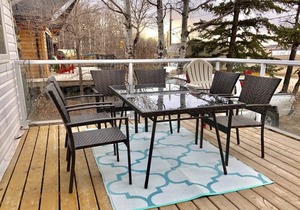 Lakefront Cottage in Manitou Beach - Three Bedroom Cottage, Sleeps 10