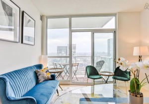 [Locals]·T305@Cozy lake+CN tower view 3bdr free parking.