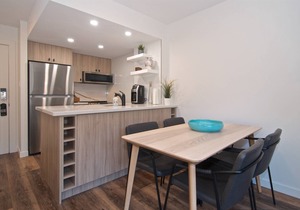 Newly renovated Quality 1 bedroom at the Marquise- heated pool, located on Free ski/village shuttle