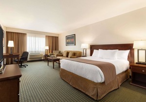 Travelodge by Wyndham Weyburn