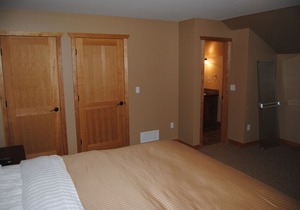 Unit #2 Harrison Chalet suites at Harrison Hot Springs