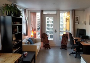 Very nice, clean and quiet double room next to downtown