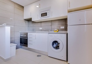 Yellow Studio Apartment