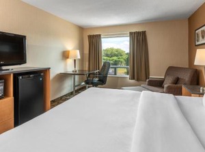 Comfort Inn | Pickering