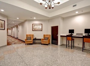 Holiday Inn Suites Ambassador Bridge Ihg Hotel | Windsor