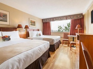 Travelodge | Northeast Edmonton
