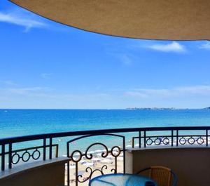 Golden Rainbow Beach 