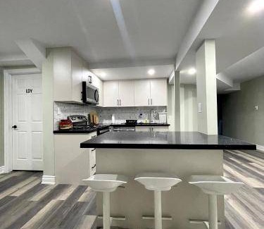 Thorold Bed & Breakfast | 1000 m² Bed and breakfast ∙ 2 bedrooms ∙ 6 guests
