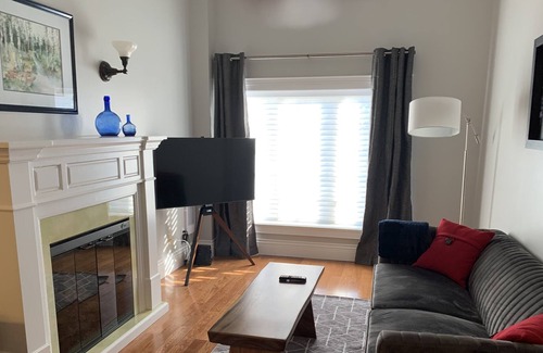 North Park Apartment | #127 Quadra St - 1 Bedroom Condo in Downtown Heritage Building