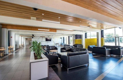 Cite-Universitaire Hostel | 33 m² Hostel ∙ 4 guests