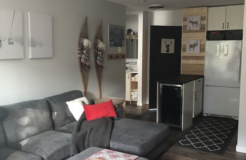 Okanagan-Similkameen Condo | Apex Mountain renovated one bedroom Condo with mountain view