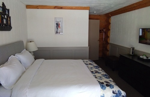 Lac La Hache Bed & Breakfast | Cariboo Log Guest House
