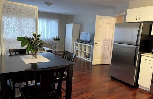 Central Saanich Apartment | Central Saanich cozy suitenn