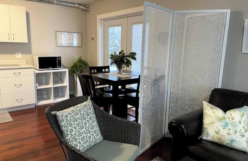 Central Saanich Apartment | Central Saanich cozy suitenn