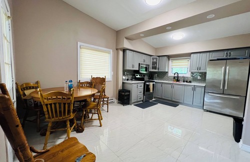 Tudor and Cashel Cottage | Family friendly Beautiful country style 3-bedroom cottage in Gilmour