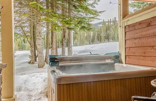 Sun Peaks Condo | Ground floor 2 bedroom condo, very close to ski-in/out trails