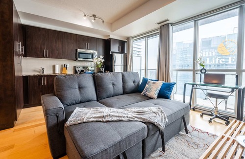 Downtown Toronto Condo | Luxury Downtown Condo w Spectacular City Views