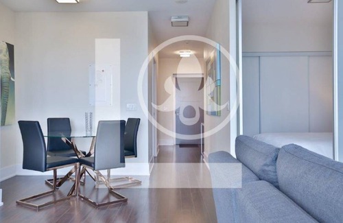 Toronto Entertainment District Apartment | Magic - Executive Luxury Condo King West