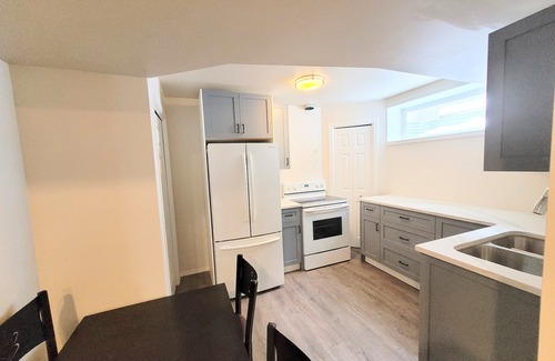 Northwest Calgary House | Newly renovated Rocky Ridge Ranch
