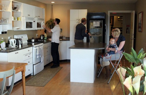 Regional District of Nanaimo Hostel | Painted Turtle Guesthouse (Hostel)
