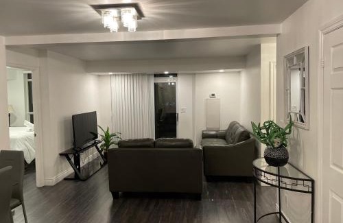 Downtown Mississauga Apartment | PlanURstay